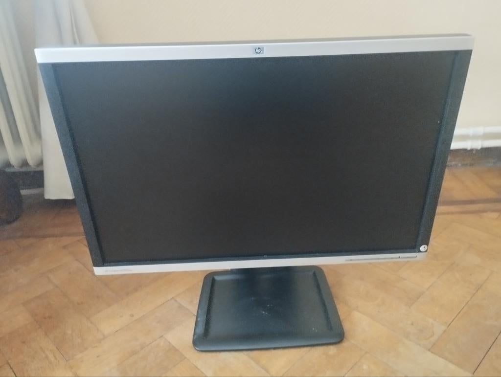 Écran HP Compaq LA2405wg, Informatique & Logiciels, Enlèvement, Comme neuf, DVI
