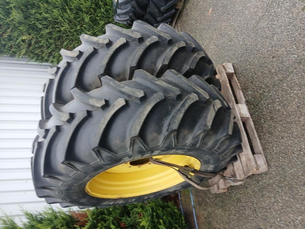 4 john deere wielen 20.8 38 18.4.26, Zakelijke goederen, Landbouw | Onderdelen | Banden, Velgen en Assen, Ophalen