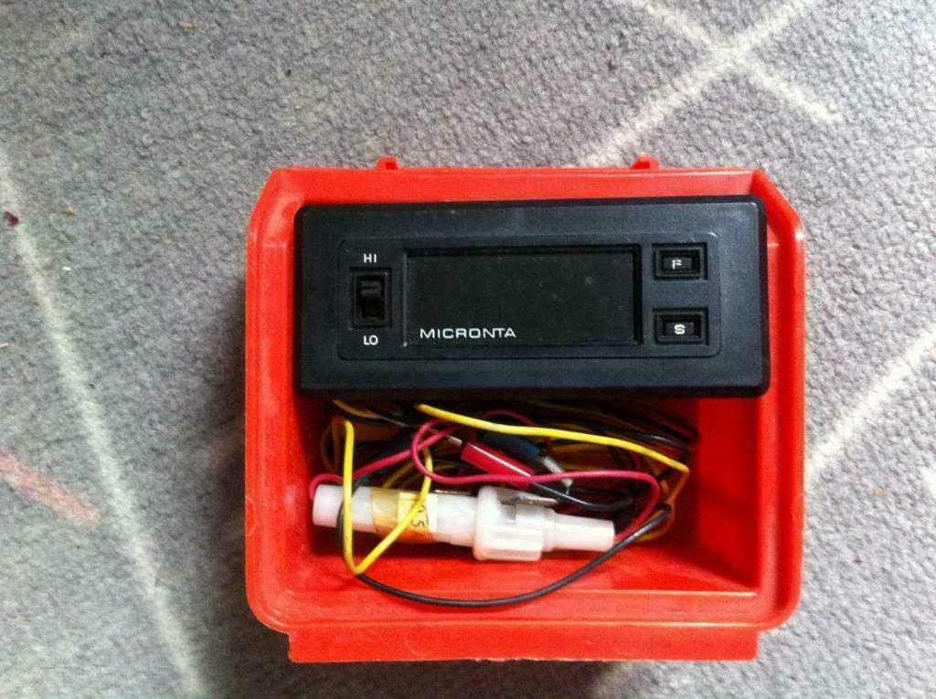 Vintage Micronta 63-833 LED Mini Car Clock, Ophalen, Gebruikt, Mini