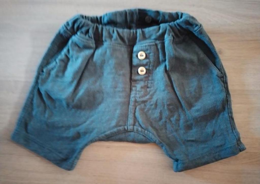 Korte broek - maat 62, Kinderen en Baby's, Babykleding | Maat 62, Broekje, Jongetje of Meisje, H&M, Ophalen of Verzenden