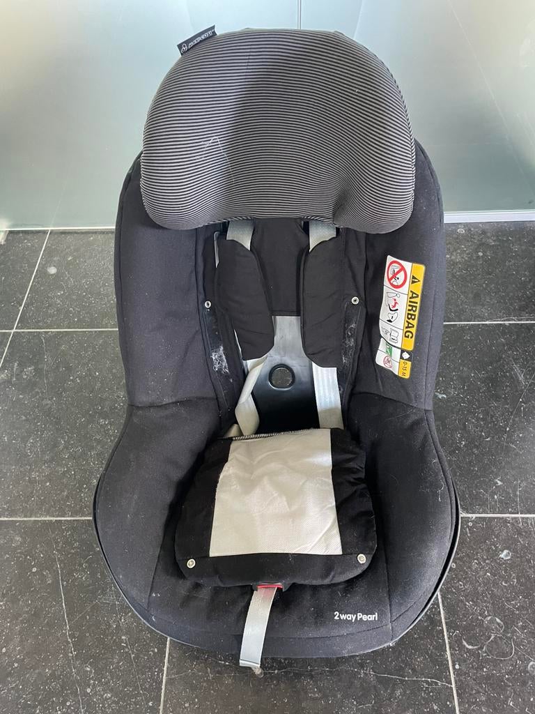 Autostoel 2 way pearl maxi cosi met bijhorende isofix steun, Ophalen, Gebruikt, 0 t/m 18 kg, Isofix
