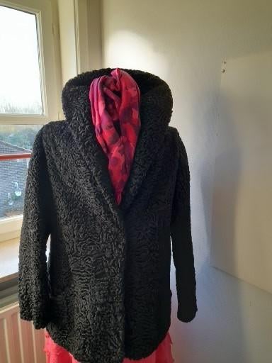 Bontjas, astrakan , maat 44/46, Enlèvement ou Envoi, Comme neuf, Taille 42/44 (L), Noir