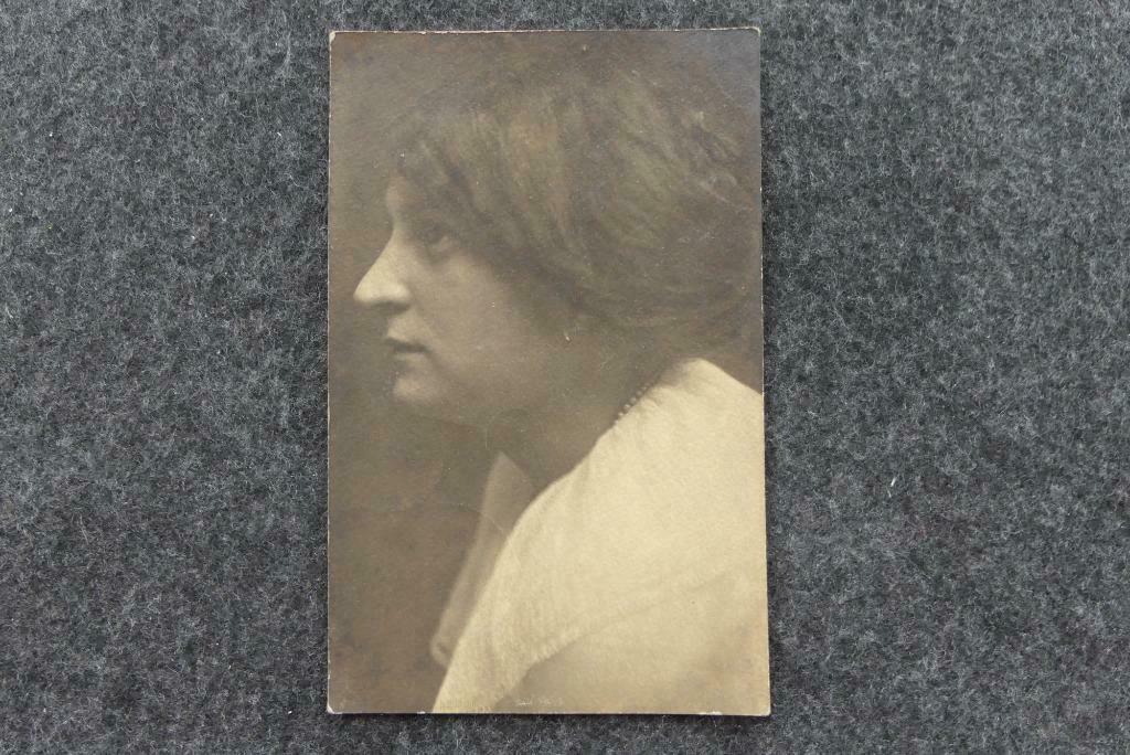 Postkaart 16/9/1913 vrouw in profiel, Ophalen of Verzenden, Voor 1920, Gelopen, Klederdracht