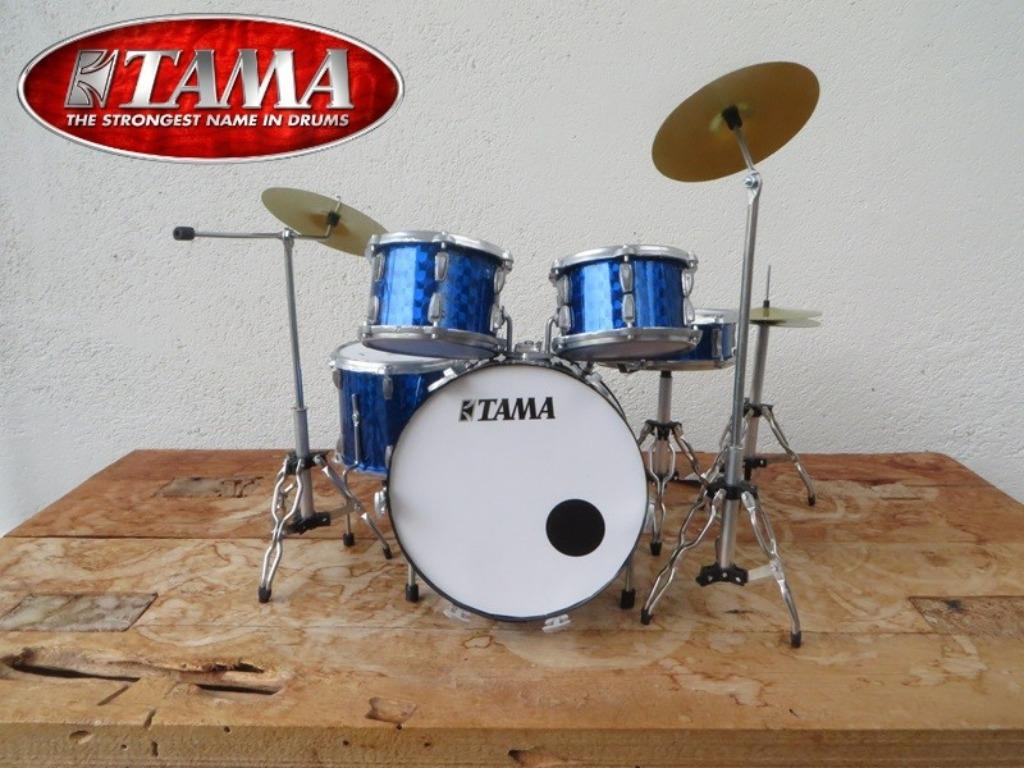EXCLUSIEF DRUMSTEL TAMA BLUE GLITTER. ZEER GEDETAILLEERD MOD, Ophalen of Verzenden, Nieuw, Instrument of Accessoires