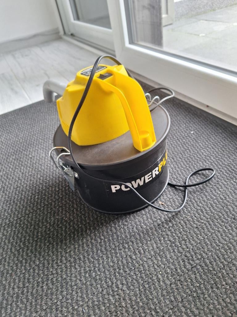 Aszuiger merk powerplus weg wegens andere grotere, Ophalen
