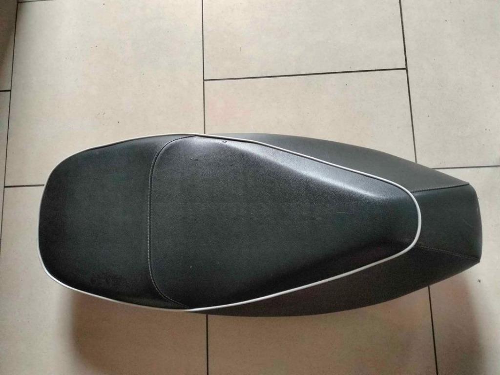 Vespa 125/250/300 stoel, Fietsen en Brommers, Ophalen, Gebruikt, Zadel, Vespa