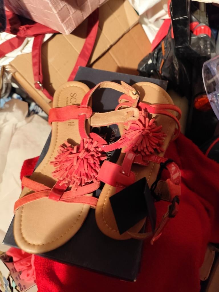 Sandales neuve scapa 37, Vêtements | Femmes, Chaussures, Enlèvement ou Envoi, Neuf