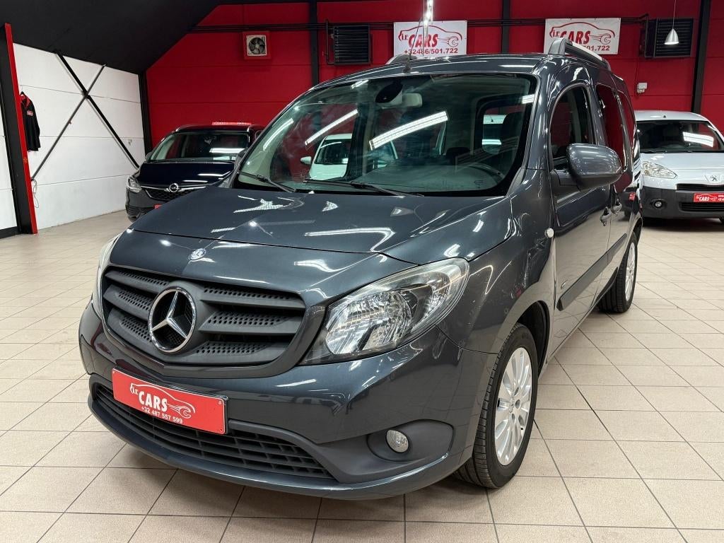 Citan 1.5 CDI Family BE Start/Stop**AIRCO**TREKHAAK**, Auto's, Voorwielaandrijving, Euro 6, 4 cilinders, Electronic Stability Program (ESP)