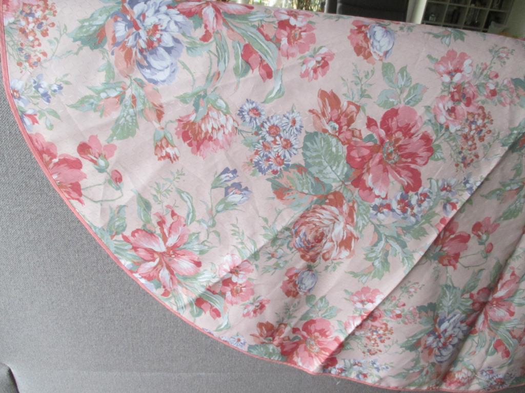 tafelkleed rond roze met bloem, Ophalen of Verzenden, Zo goed als nieuw, Rond, Binnen