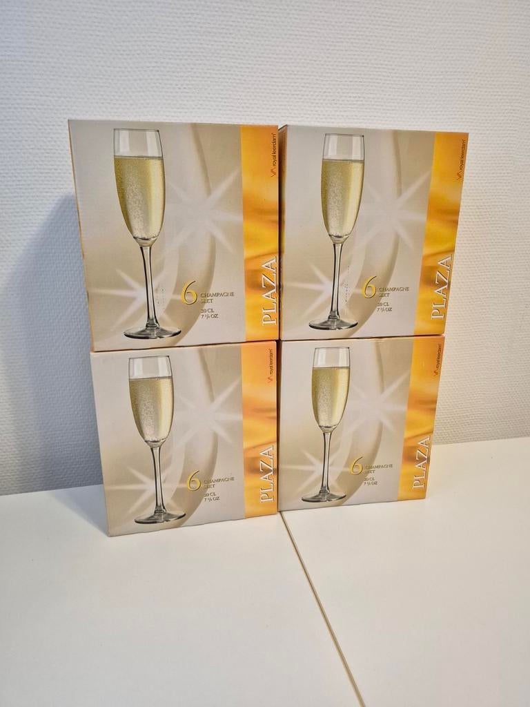 Set van 22 champagneglazen, Ophalen of Verzenden