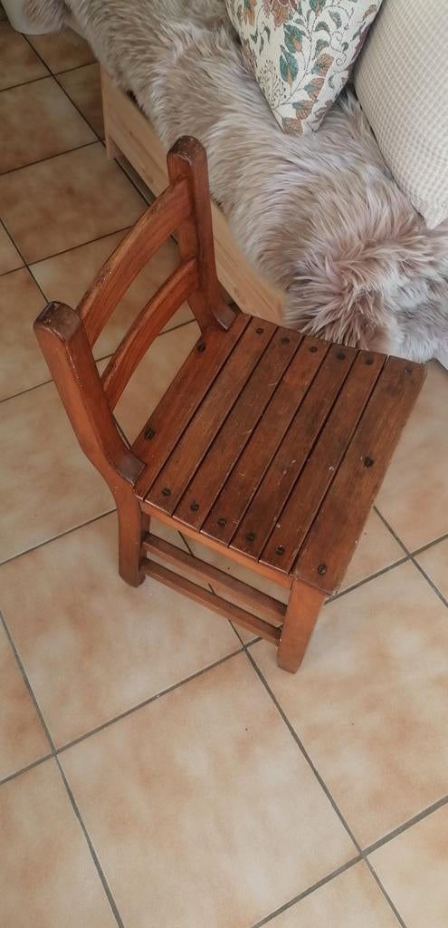 Petite chaise enfant, Enlèvement, Utilisé, Bois