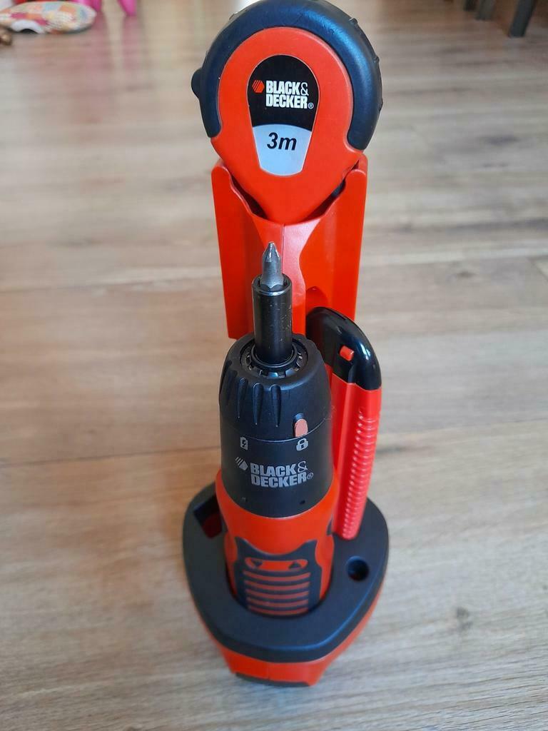 BLACK & DECKER set / schroevendraaier, liniaal, snijder /, Ophalen of Verzenden, Zo goed als nieuw, Accessoires