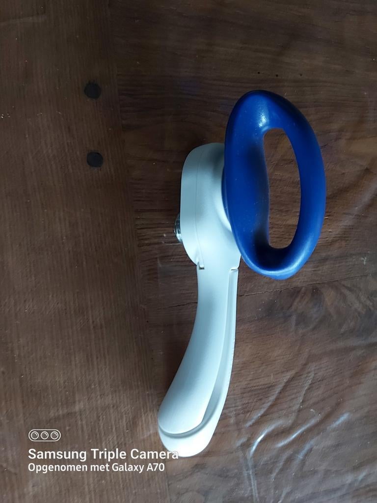 Blikopener, Huis en Inrichting, Ophalen of Verzenden, Zo goed als nieuw, Blauw, Overige typen