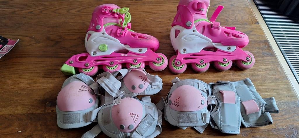 Rolschaatsen + bescherming maat 31-34, Ophalen