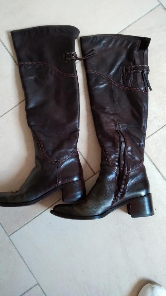 Dames knielaarzen, leder, merk Mezura, Kleding | Dames, Schoenen, Ophalen of Verzenden, Zo goed als nieuw
