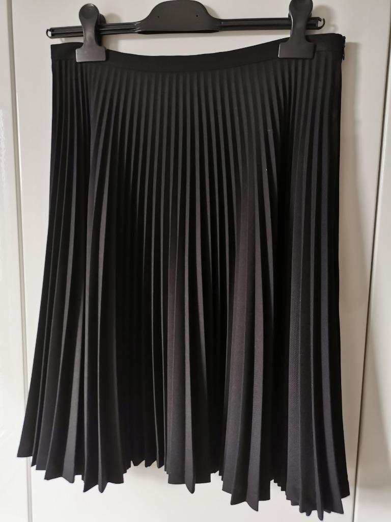 Nieuwe zwarte plooirok, Kleding | Dames, Rokken, ANDERE, Zwart, Nieuw, Ophalen of Verzenden