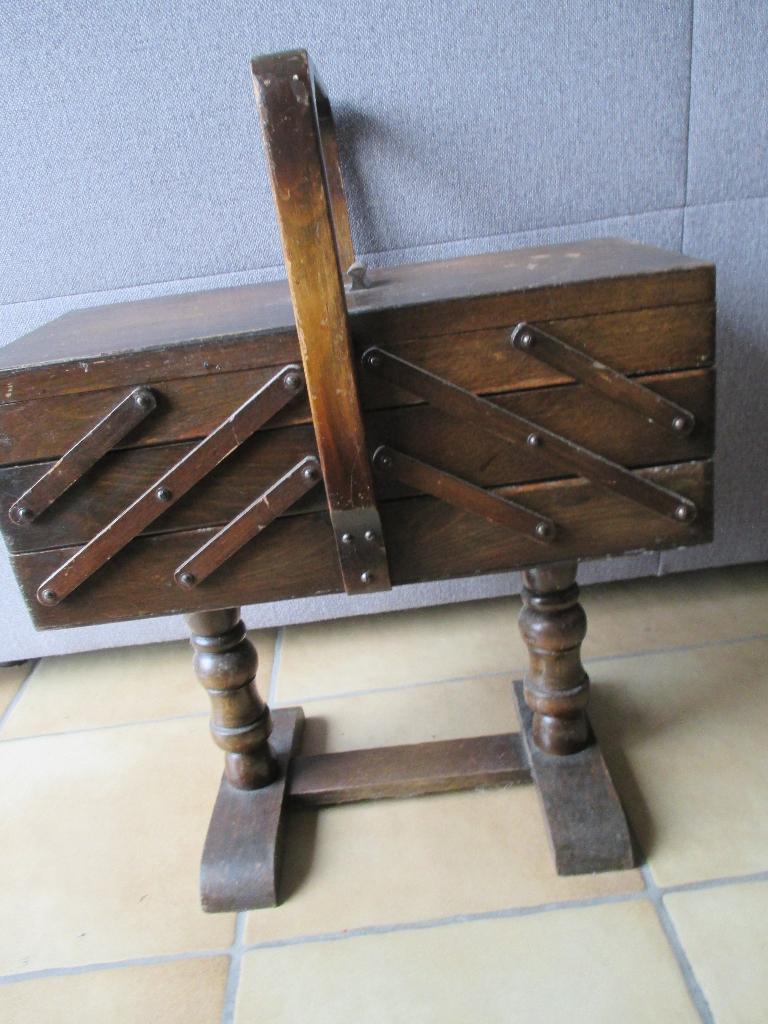 houten naaibak, Ophalen, Gebruikt
