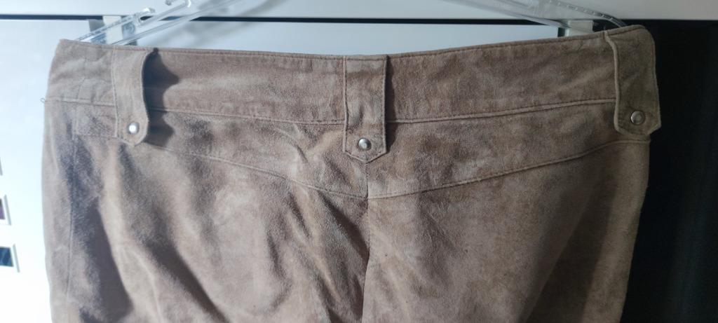 Licht Bruine lederen broek daim maat 38 echt leer geborsteld, Ophalen of Verzenden, Gedragen, Maat 38/40 (M), Bruin