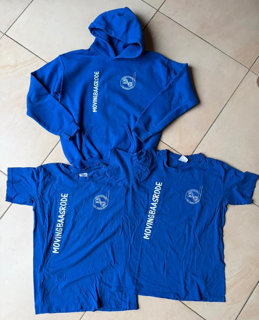 Twee T-Shirts en één Hoodie 12-14 jaar, Kinderen en Baby's, Ophalen, Gebruikt, Maat 152