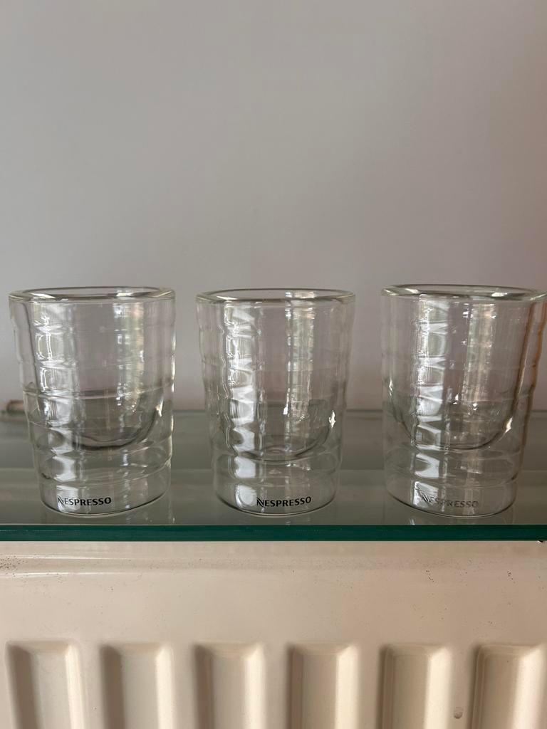 4 espressoglaasjes Nespresso H 7cm, Verzamelen, Ophalen, Zo goed als nieuw