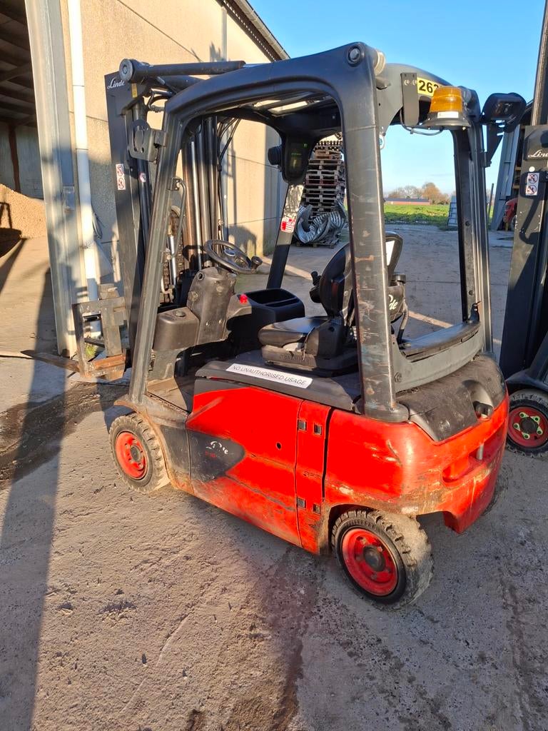 Linde E25 HL-01 evo bj17 triplex, Articles professionnels, Machines & Construction | Autre, Enlèvement