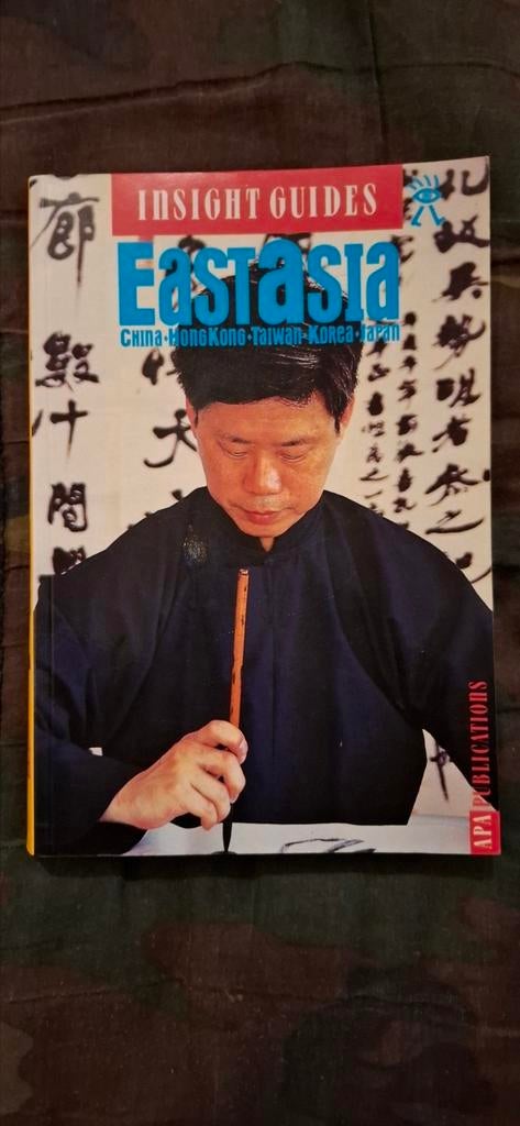 Guides d'analyse de l'Asie de l'Est, Enlèvement ou Envoi, Comme neuf