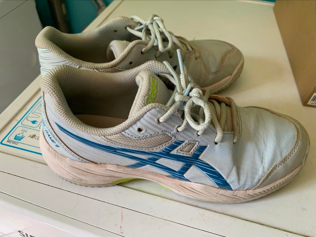 Tennisschoenen, schoenmaat 37,5, Sport en Fitness, Tennis, Ophalen, Zo goed als nieuw, Schoenen