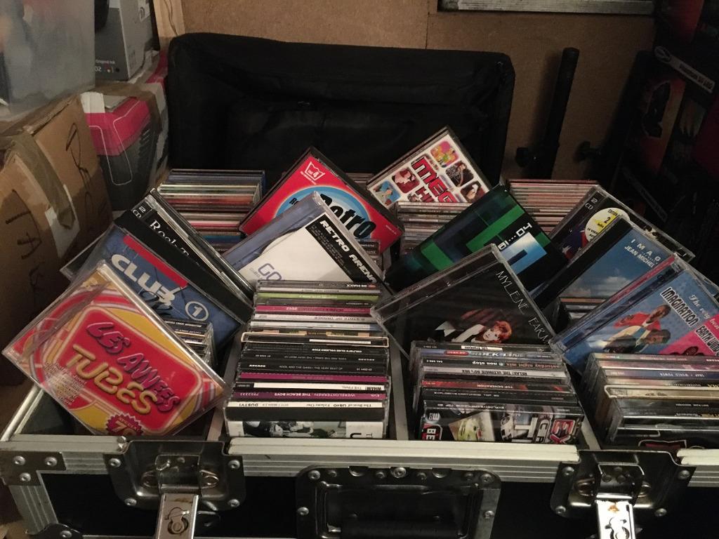 173 CDS (70/80/90 ALBUMS MAXI SINGLES) + flightcase + LISTE, Enlèvement, Utilisé, Dance populaire