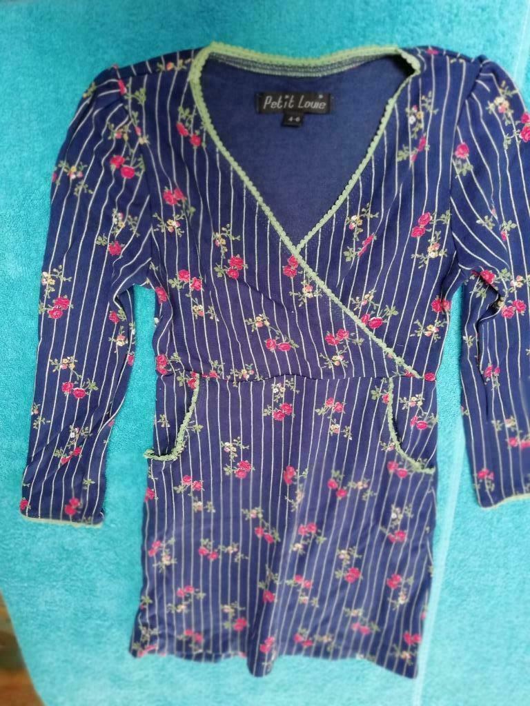 Robe bleu foncé à roses Petit Louie taille 104, Robe ou Jupe, Enlèvement ou Envoi, Utilisé, Petit Louie