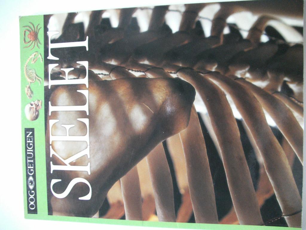 Ooggetuigen Skelet, Ophalen of Verzenden, Zo goed als nieuw