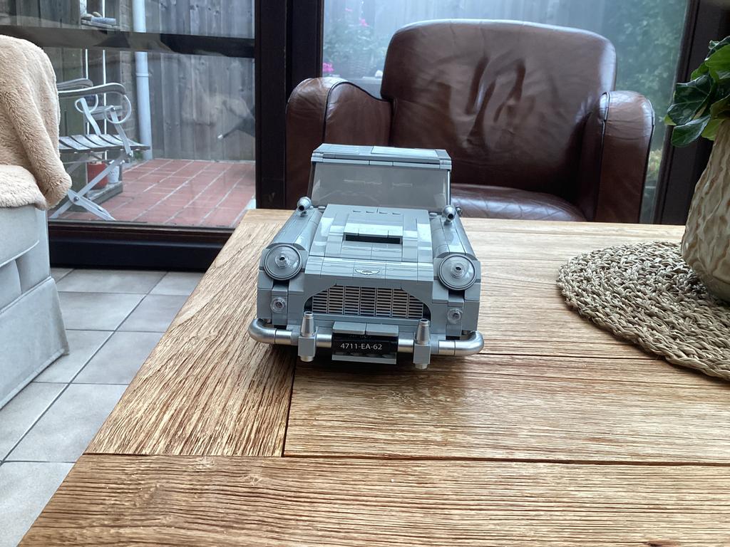 Aston martin james bond lego, Enlèvement, Comme neuf