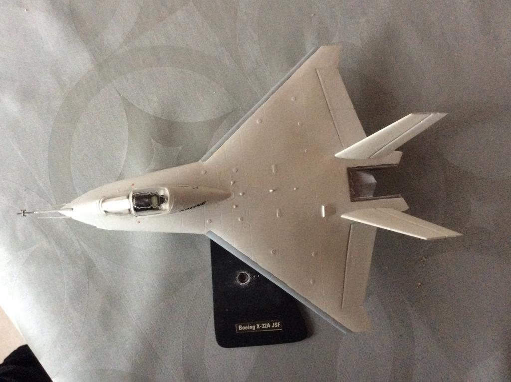 Boeing X - 32A JSF., Hobby en Vrije tijd, Modelbouw | Vliegtuigen en Helikopters, Ophalen of Verzenden, Zo goed als nieuw