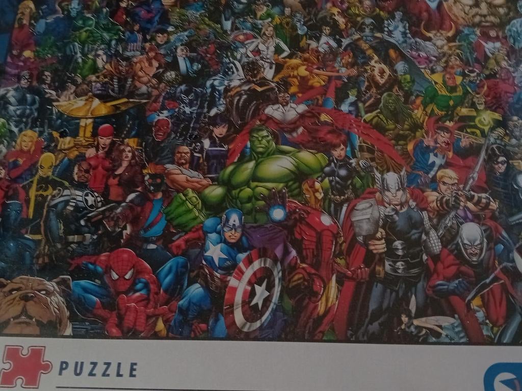 marvel icons, Enlèvement ou Envoi, 500 à 1500 pièces, Neuf, Puzzle