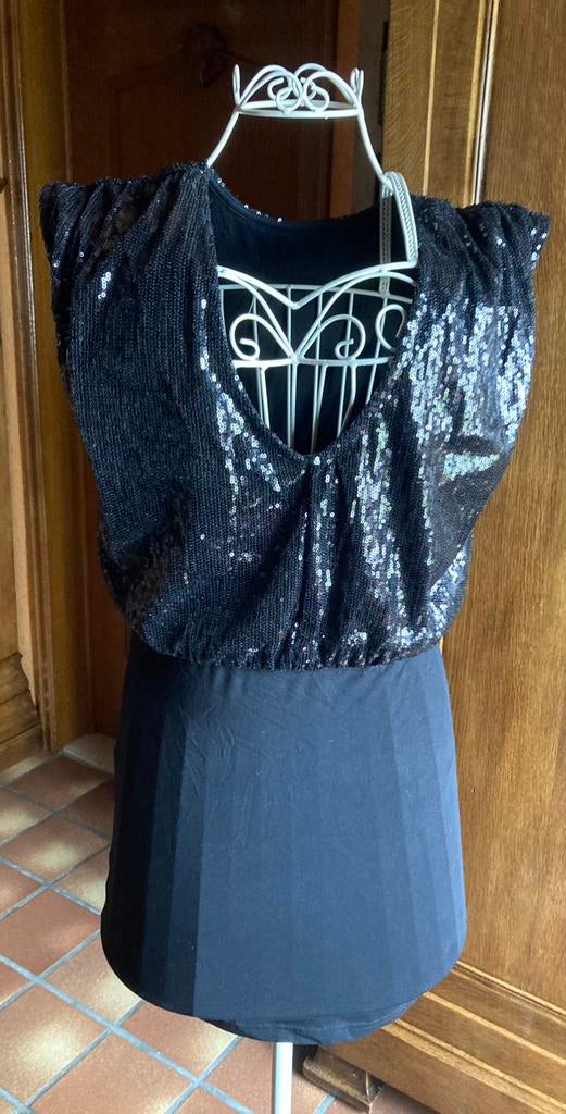 Zwarte korte jurk/tuniek met pailletjes M,Vero Moda., Maat 38/40 (M), Vero moda, Zwart, Ophalen of Verzenden