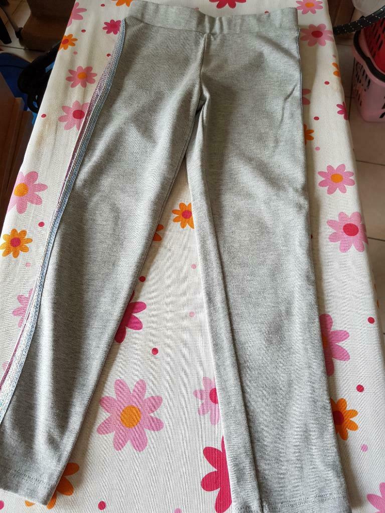 Legging broek maat 116 met glitter op kant, Ophalen, Zo goed als nieuw, Meisje, Broek