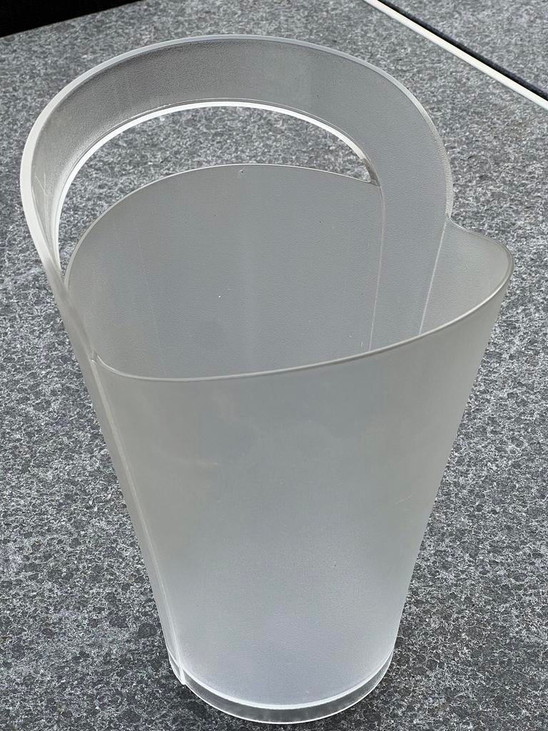 IJsemmer van Lehman Design, Ophalen