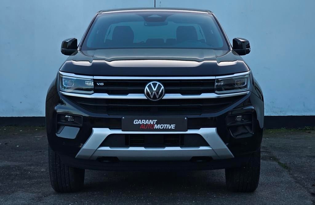 VW Amarok 3.0 V6 TDi 4Motion €41.314 EX BTW/HTVA *NIEUWSTAAT, Auto's, Automaat, 2993 cc, Zwart, Bedrijf
