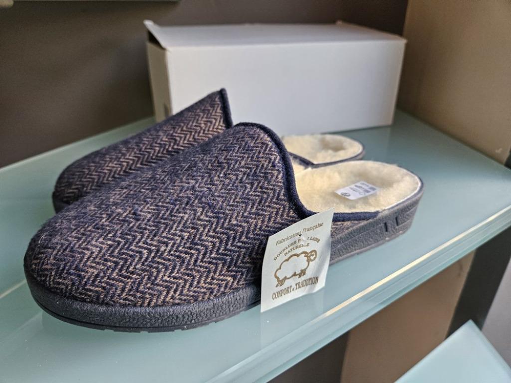 Pantoufles Mules Fourées Laine Homme Taille 41 - NEUVES, Neuf, Enlèvement ou Envoi, Pantoufles, Bleu