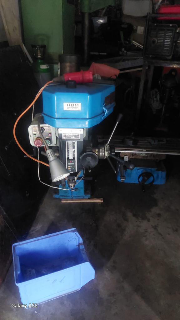CNC HBM FREESBANK, Enlèvement, Comme neuf