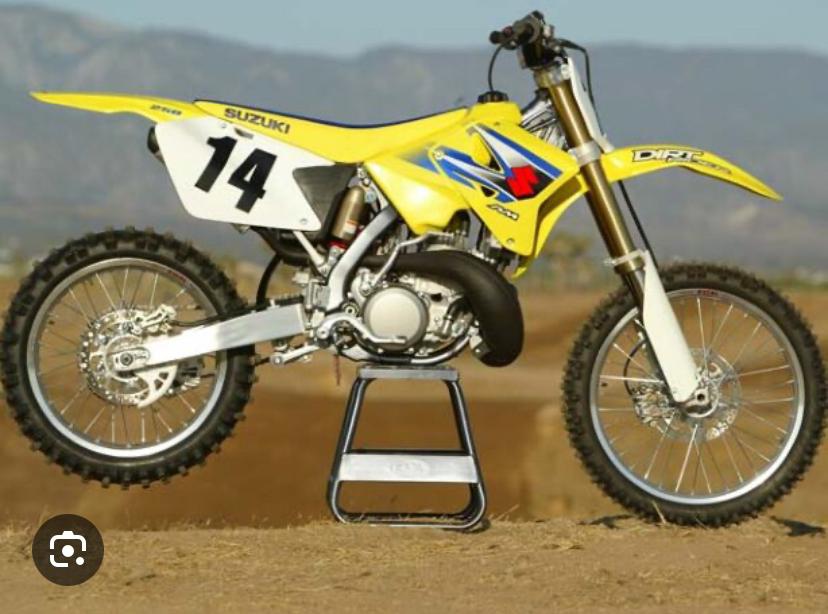 Opzoek naar suzuki rm 125 of 250 lees beschrijving, Ophalen