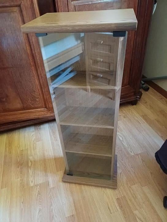 Petit meuble pour CD et DVD., Enlèvement, Comme neuf, Verre, CD