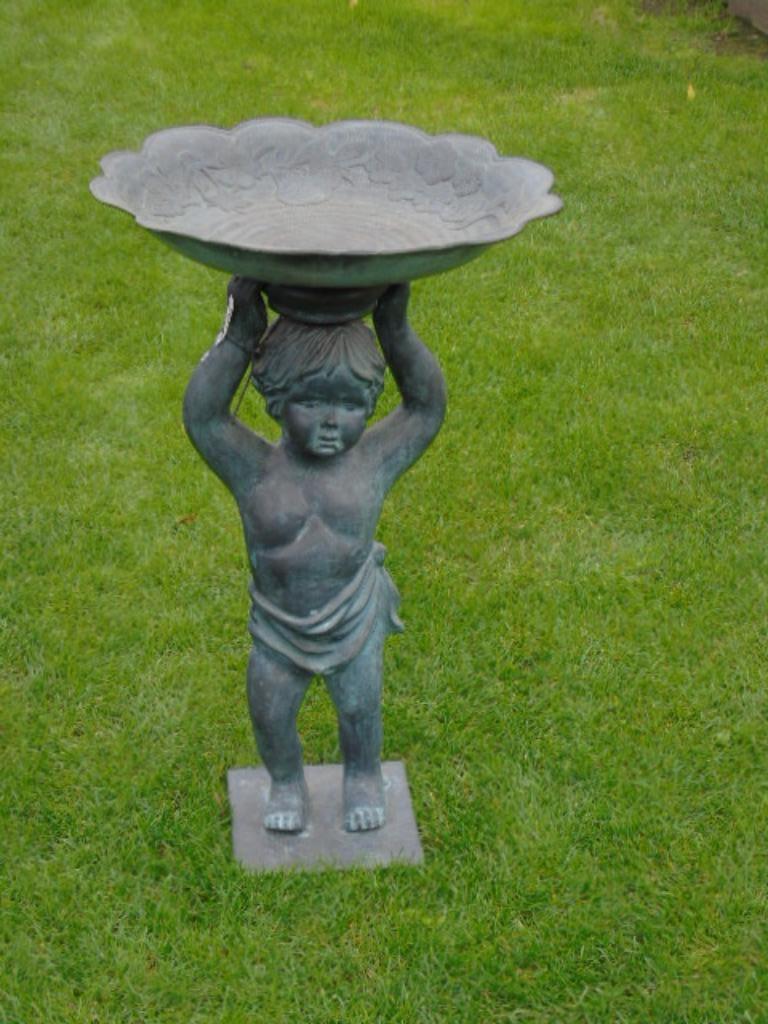 bronzen vogelbad, de kleine jongen..., Ophalen of Verzenden, Nieuw