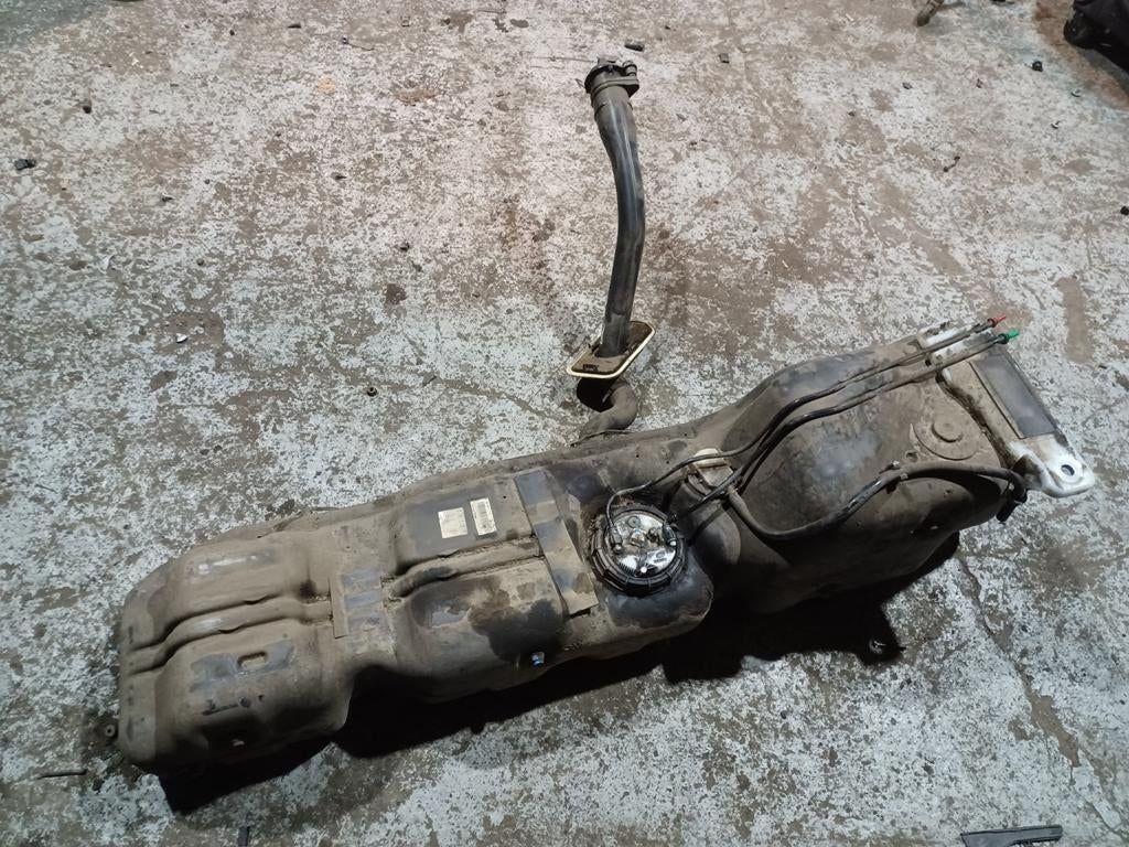 Renault Master 4 2012 brandstoftank, Ophalen, Renault