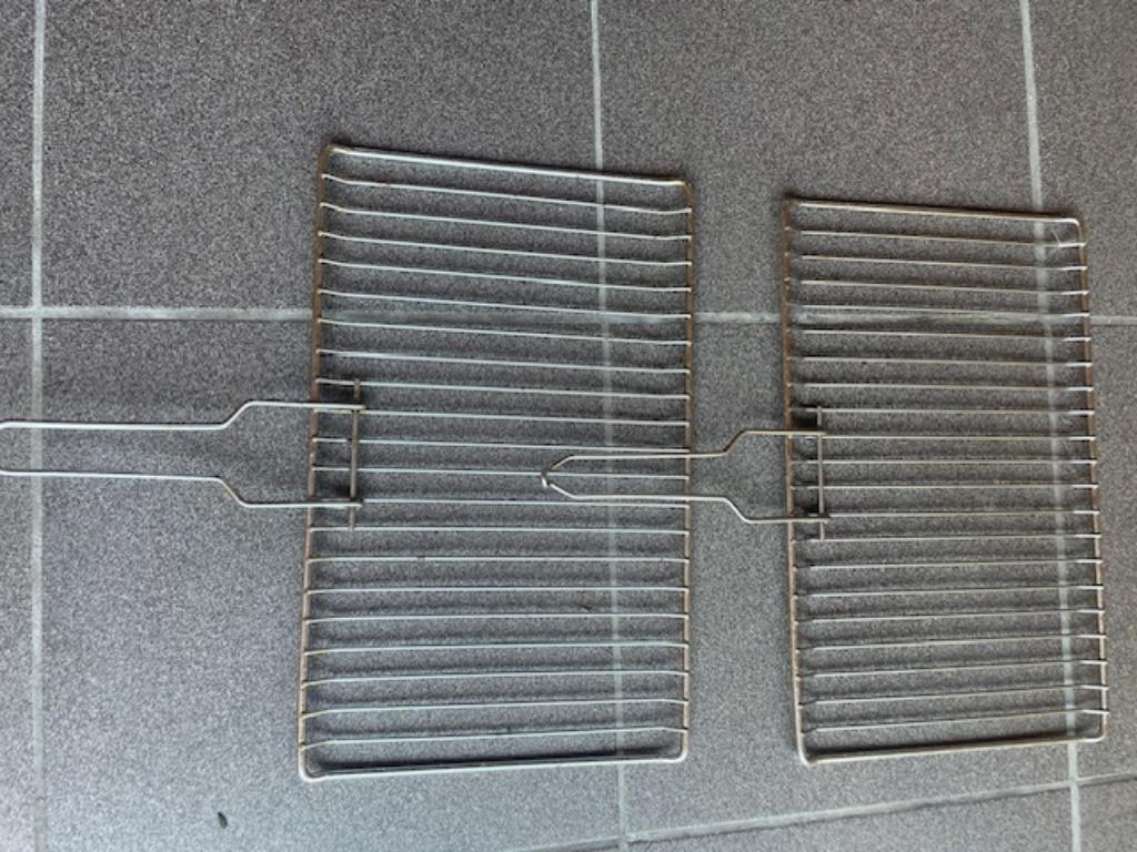 Barbecue roosters, Tuin en Terras, Barbecue-accessoires, Ophalen of Verzenden, Zo goed als nieuw