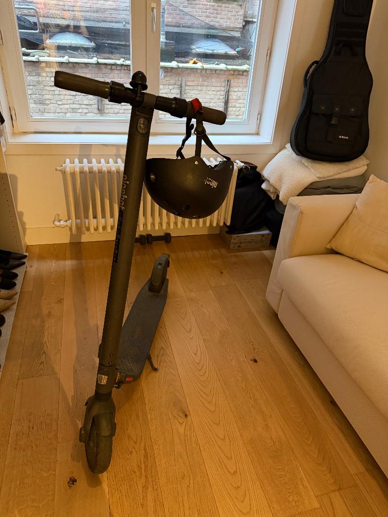 Elektrische step, Fietsen en Brommers, Steps, Zo goed als nieuw, Elektrische step (E-scooter), Ophalen