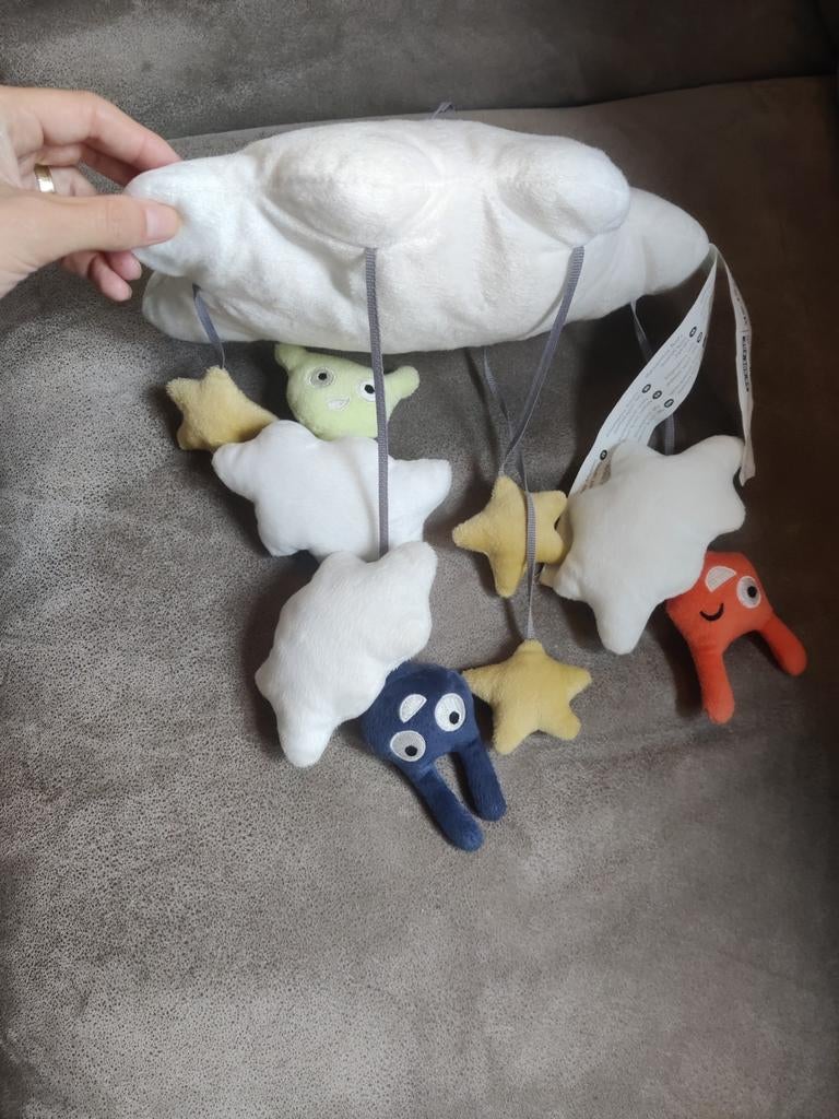 Baby mobiel wolkjes, Ophalen, Zo goed als nieuw, Mobiel