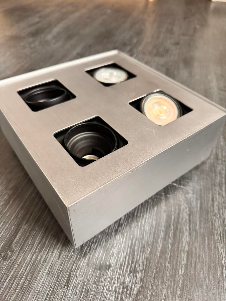 Masive opbouw spot 4, Ophalen, Zo goed als nieuw, Grijs, Zilver