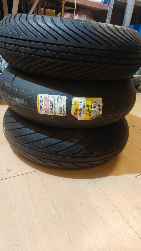 pneus pirelli racing, Enlèvement ou Envoi, Neuf