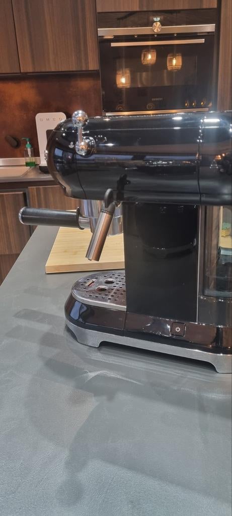 Cafetière expresso Smeg, Ophalen