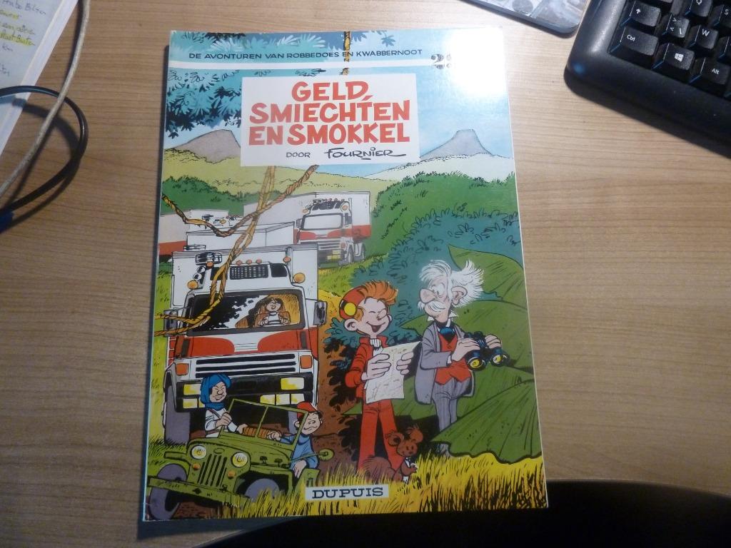 Robbendoes en kwabbernoot, Eén stripboek, Ophalen of Verzenden, Zo goed als nieuw